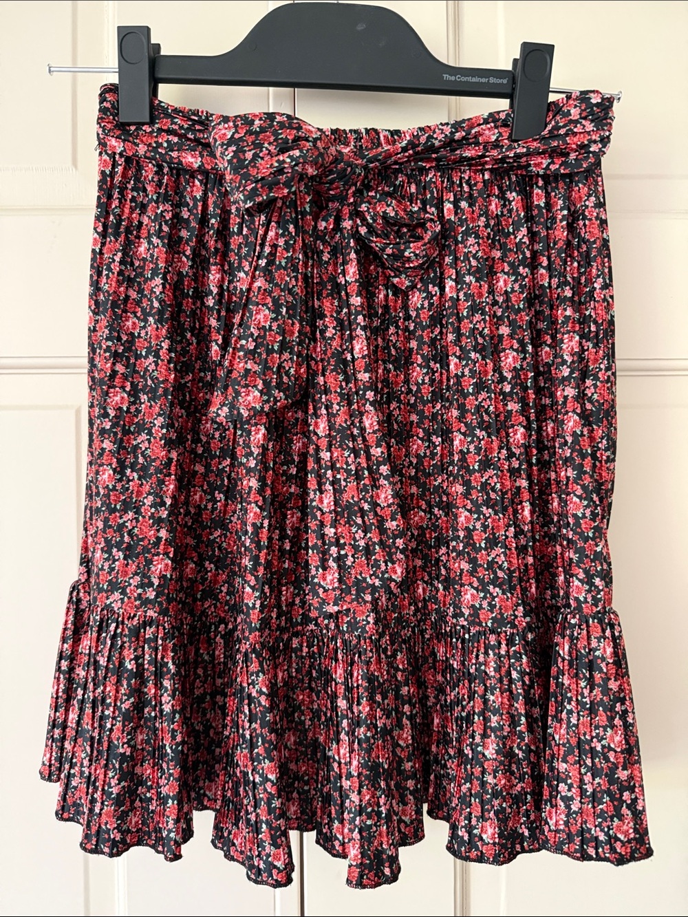 Zara Floral Pleated Skirt Black with Red flower accents - size small